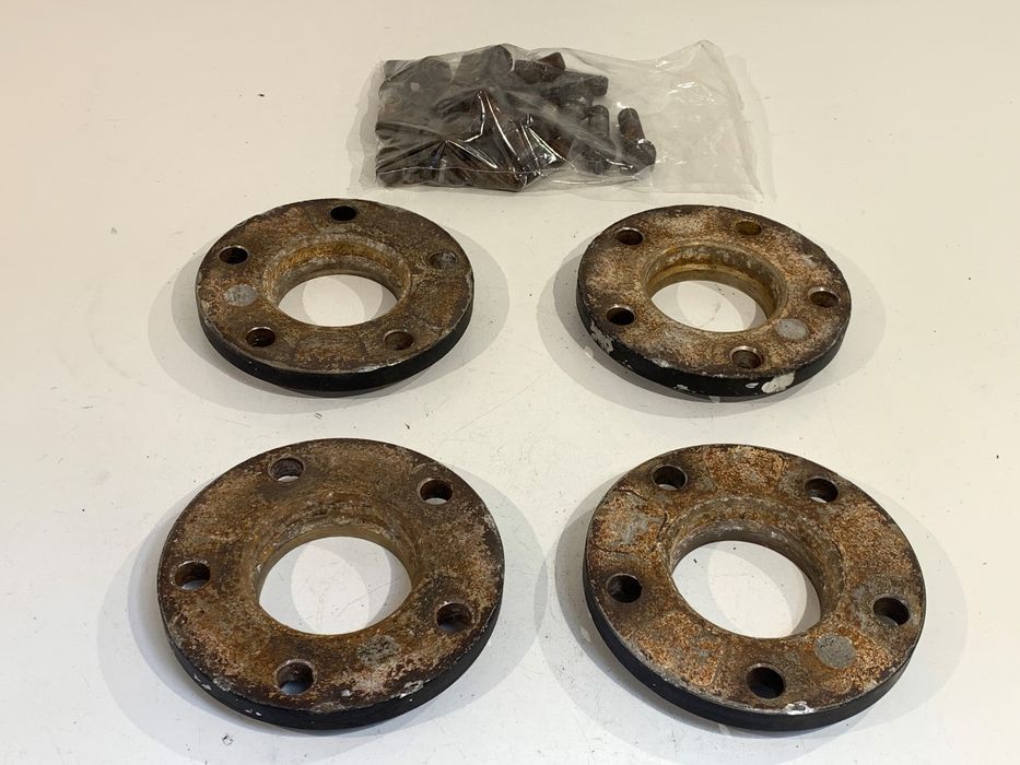 DYSTANSE 5X120 15MM ŚRUBY BMW F30