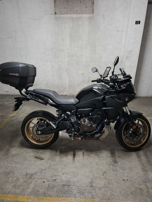 Yamaha tracer 7 midnight black