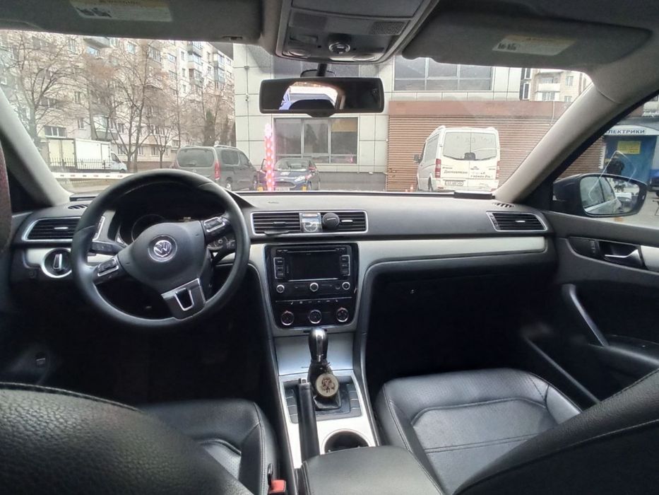 Volkswagen passat b7 NMS 2013