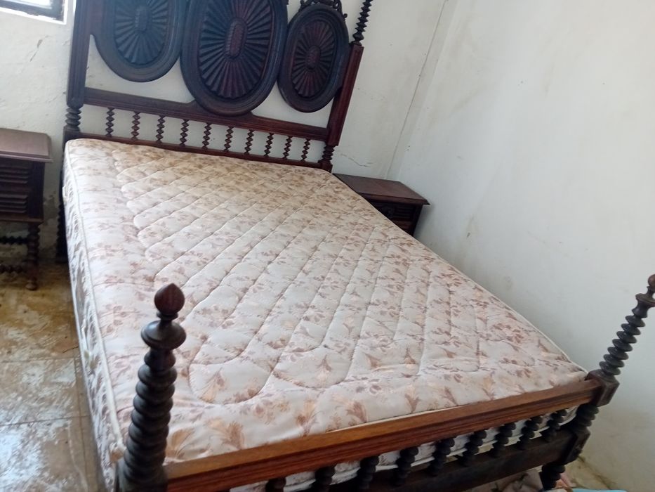 Quarto de casal em otimo estado completo