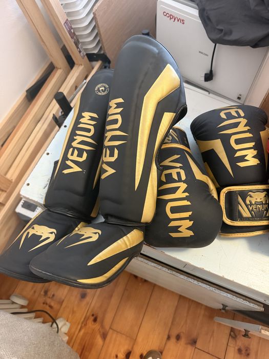 Venum Elite Black/Gold