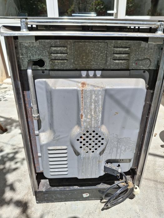 Fogão a gás com forno elétrico