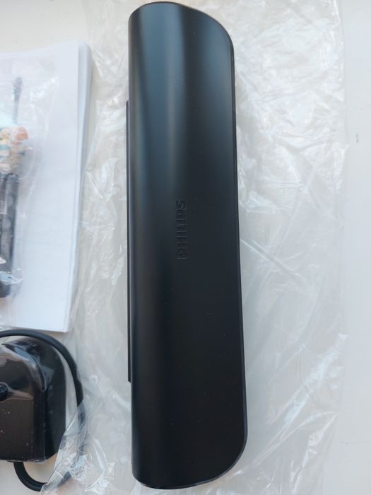 Зубна щітка Philips 7000 / 6100 / hx751