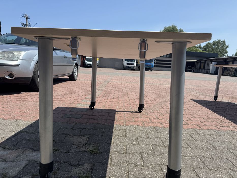 Stół, modułowy ,konferencyjny,socjalny,samojezdny , uzywany
