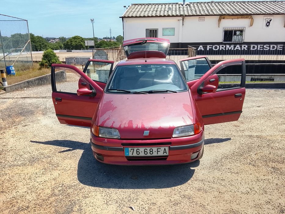Fiat Punto e um bom estado