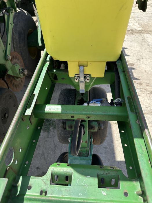 Сівалка John Deere DB44 - Precision Planting