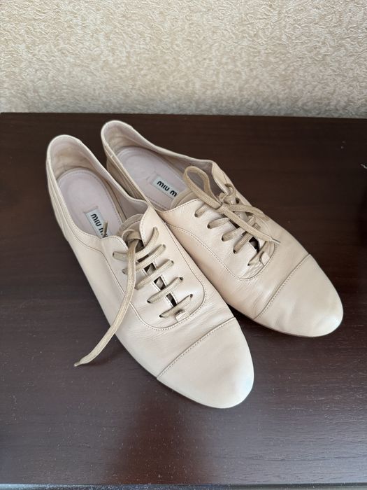 Miu miu лофери на шнурівці