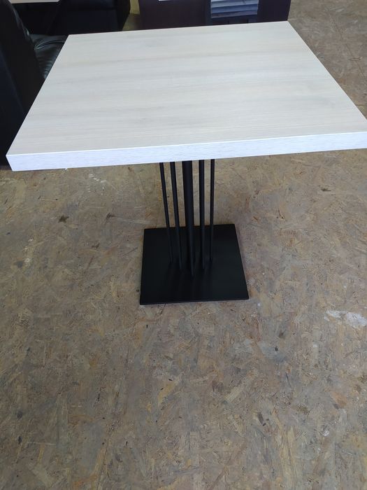 Стол. Стол для кафе. Стол обеденный. Стол для ресторана.