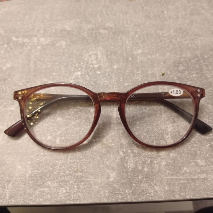 Okulary +1 , solidne oprawki