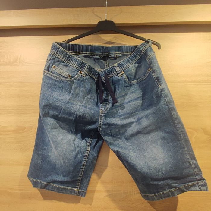 Piękne męskie spodenki L/XL / EU 52. Stretch. Wysyłka InPost