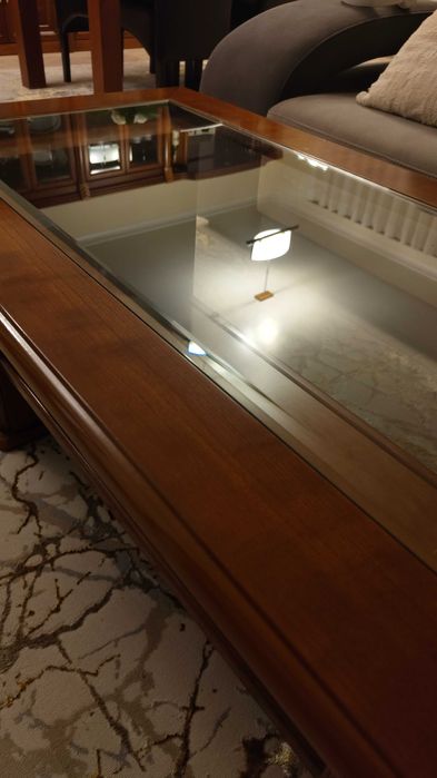 Mesa de apoio ao sofá