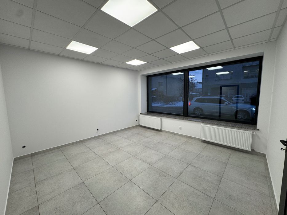 wynajmę nowe lokale w centrum Nowego Tomyśla +parking, poczekalnia