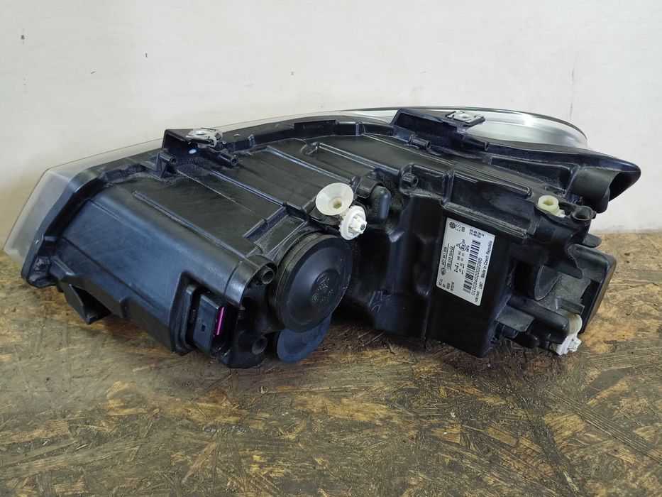 VW Volkswagen Polo 5 V 6C lampa przód przednia prawa oryginał EU
