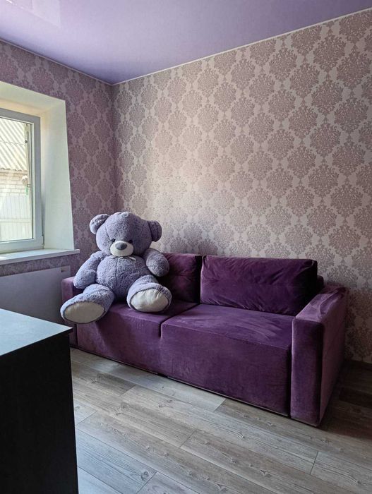Продається половина будинку в районі ЦРБ по вул. Нова.