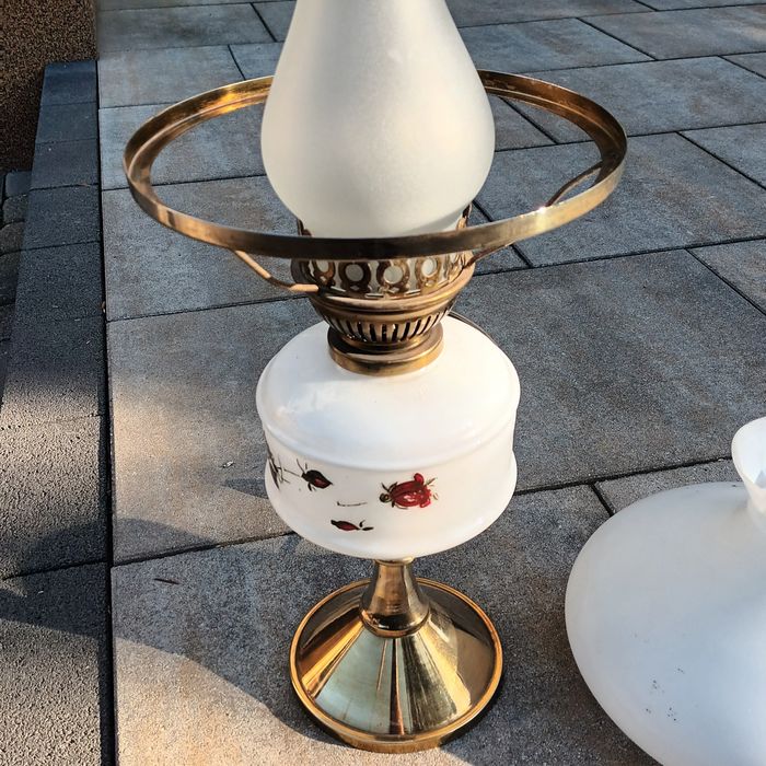 Lampa a la naftowa z PRL