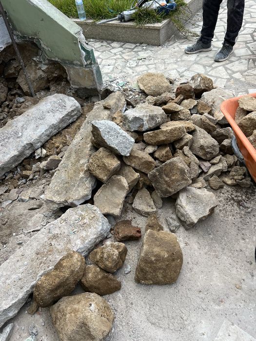 Pedra para oferecer FIÃES