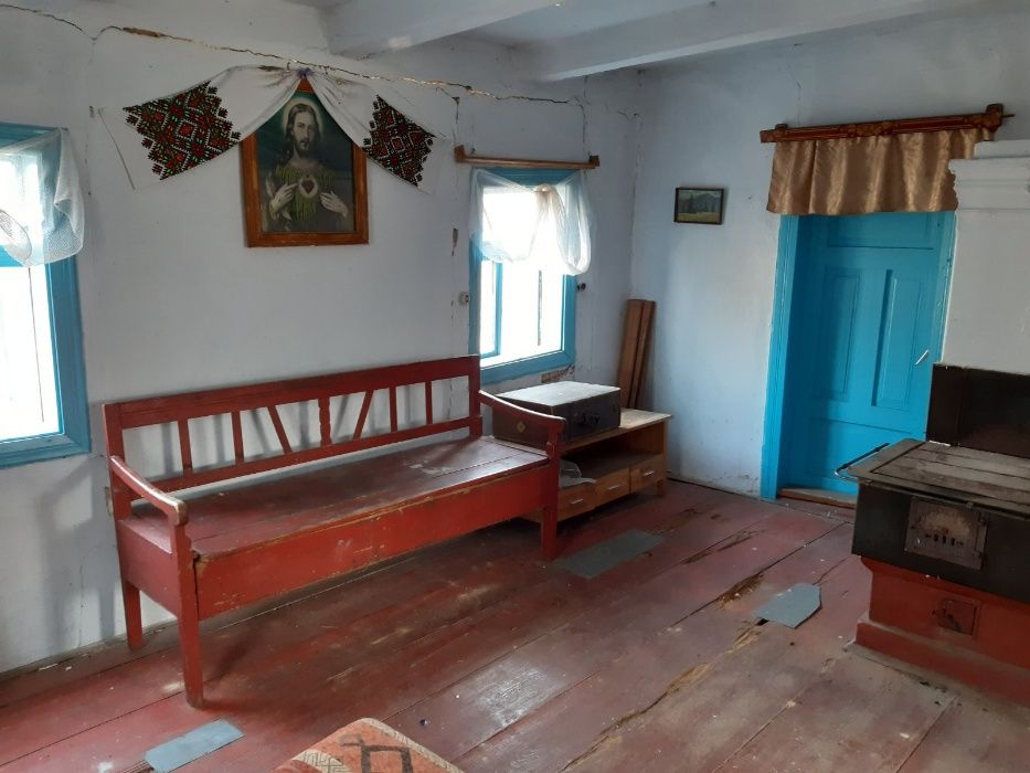 продам будинок ( Льв.обл. Радехівський р-н)