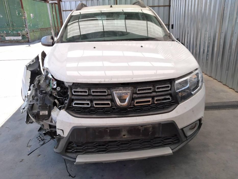 Farol De Nevoeiro Esquerdo Dacia Sandero Ii