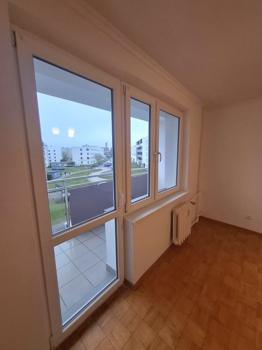 Na sprzedaż 3-pokojowe, słoneczne mieszkanie z dużym balkonem – ul. Wy