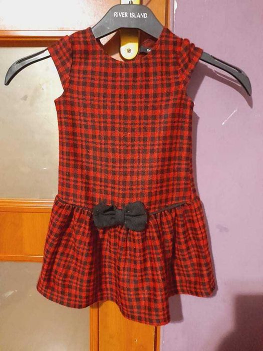 Sprzedam sukienkę świąteczną