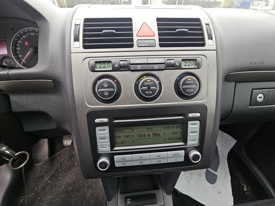 Volkswagen Touran 1.6 mpi