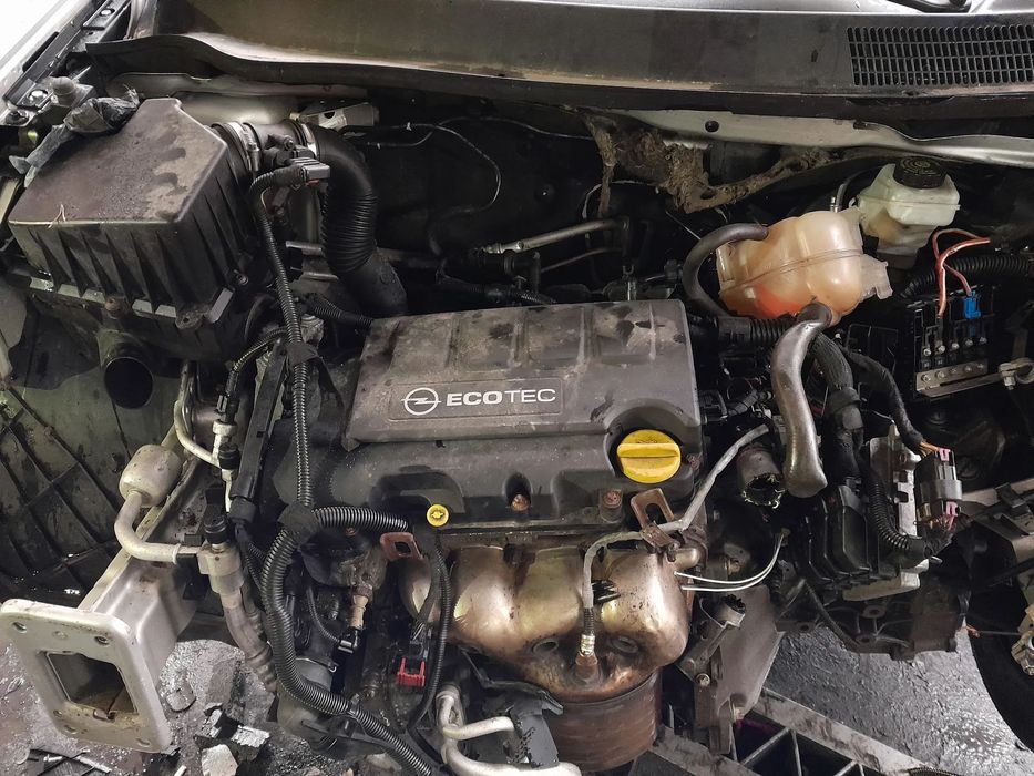 Silnik OPEL Corsa Astra Meriva 06-14r. 1.4 16v 100KM A14XER