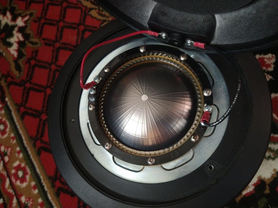Динамики JBL 2446H