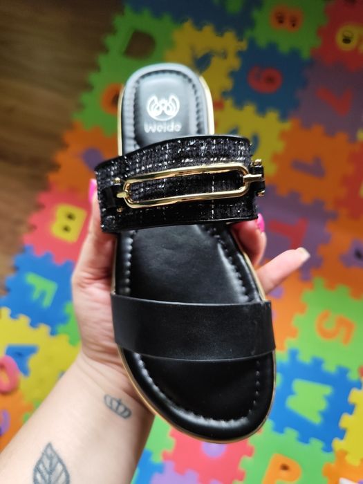 Klapki damskie czarne