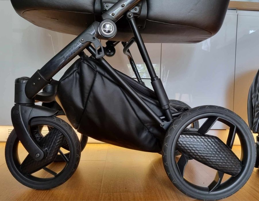 Wozek INVICTUS 2.0 2w1