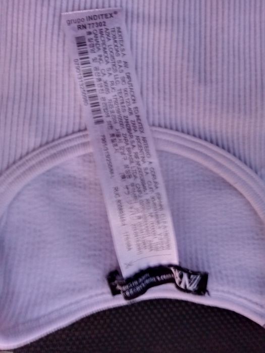 Crop top sportowy krótki  Zara  M   L