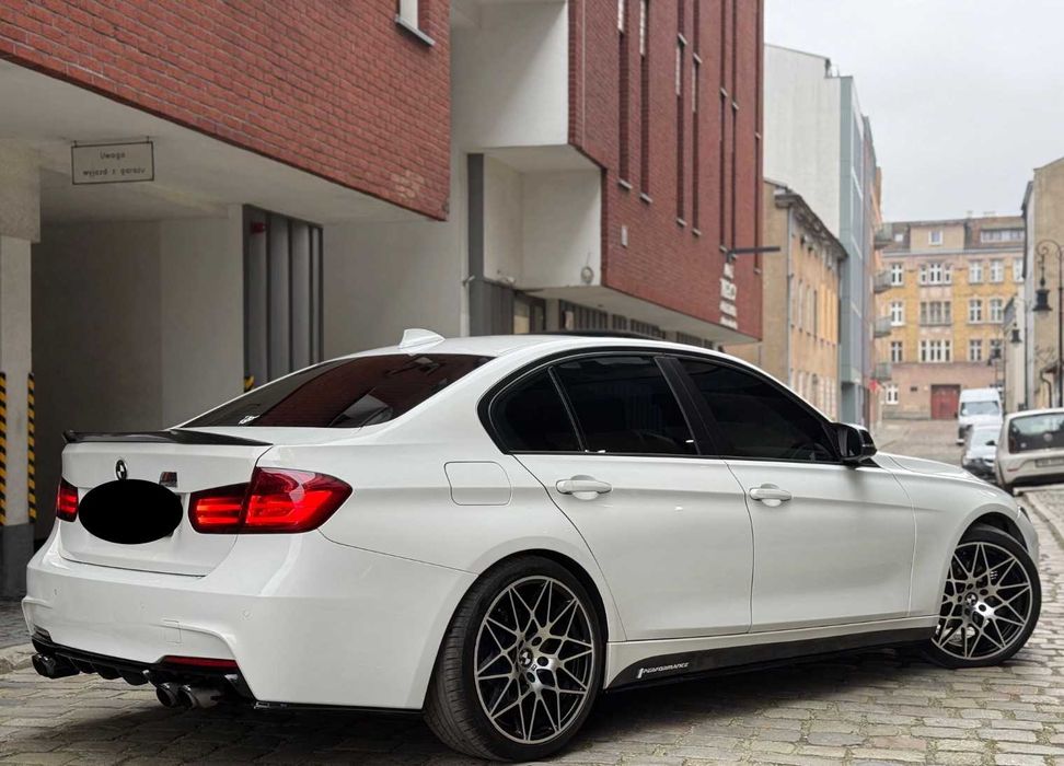BMW F30 328I 2014