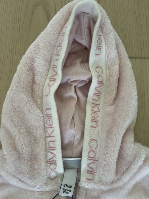 Kombinezon Calvin Klein 3-6 miesiecy misiu