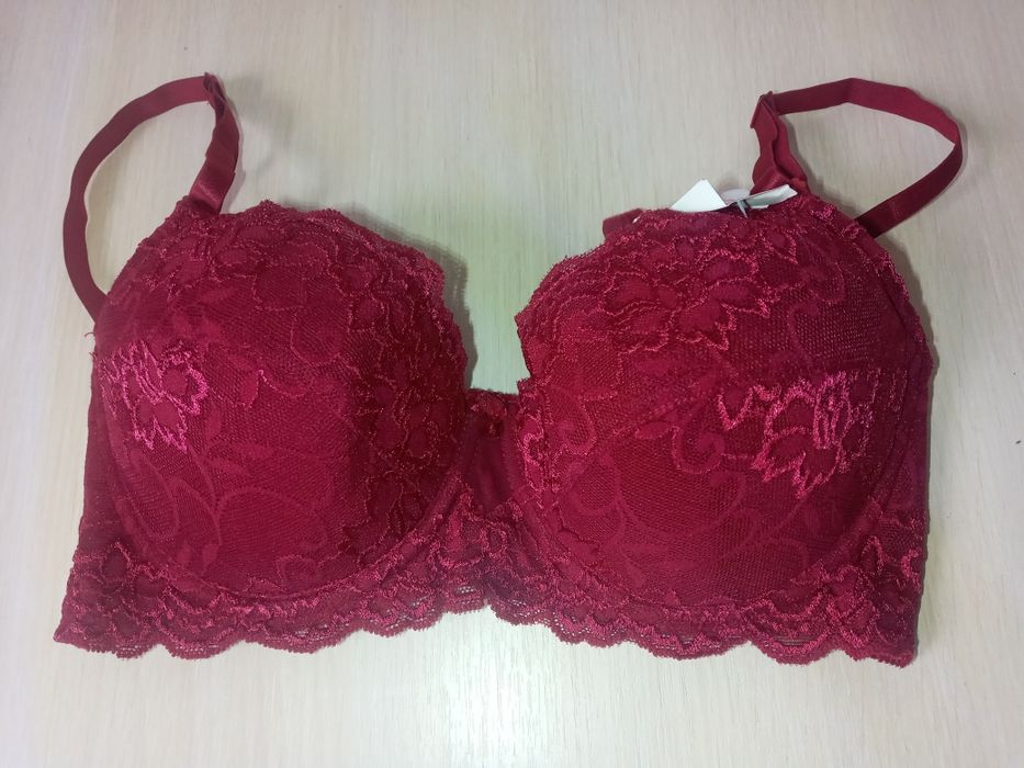 Новий бюстгалтер