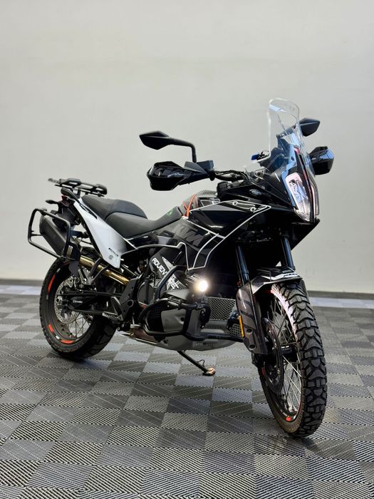 KTM 790 Adventure 2024