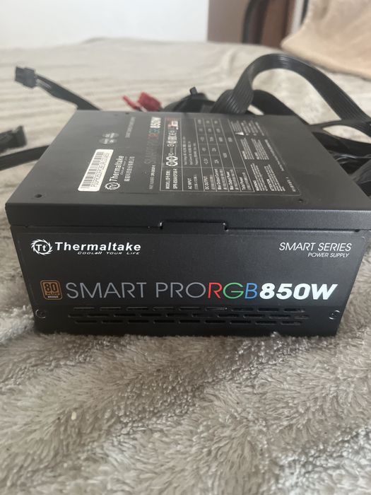 Fonte de 850w com fan de rgb para