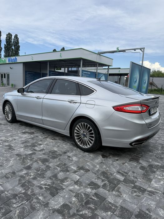 Ford Fusion 2015