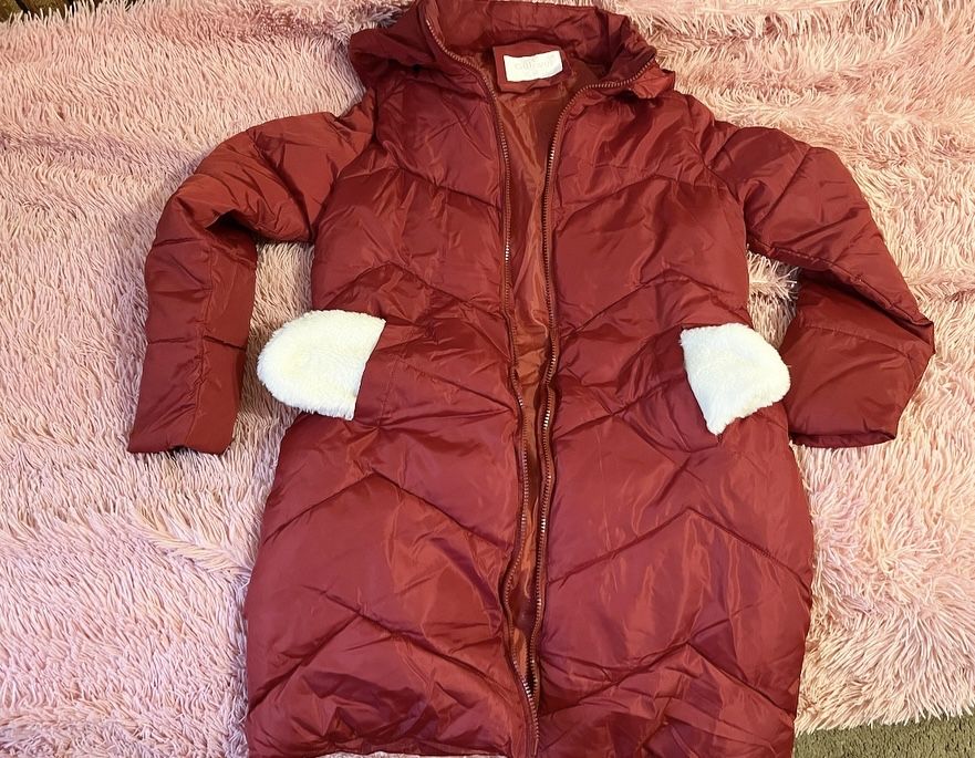 Куртка демисезонная срочно продам