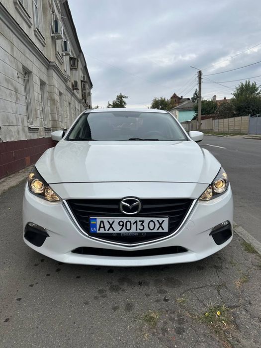 Продам Mazda 3 2015