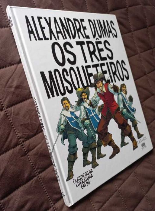 Os Três Mosqueteiros - Alexandre Dumas (Clássicos da Literatura em BD)
