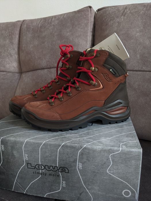 Жіночі трекінгові черевики туристичні lowa renegade 100 gtx mid