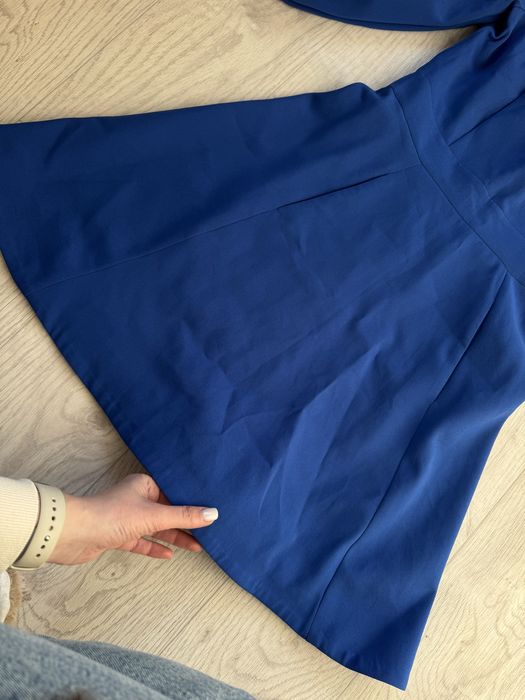 Святкова сукня синього кольору