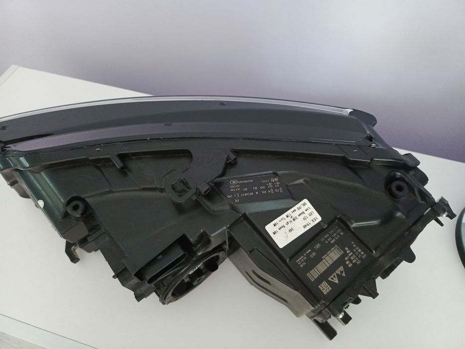 Lampa Audi A8 D4 lift