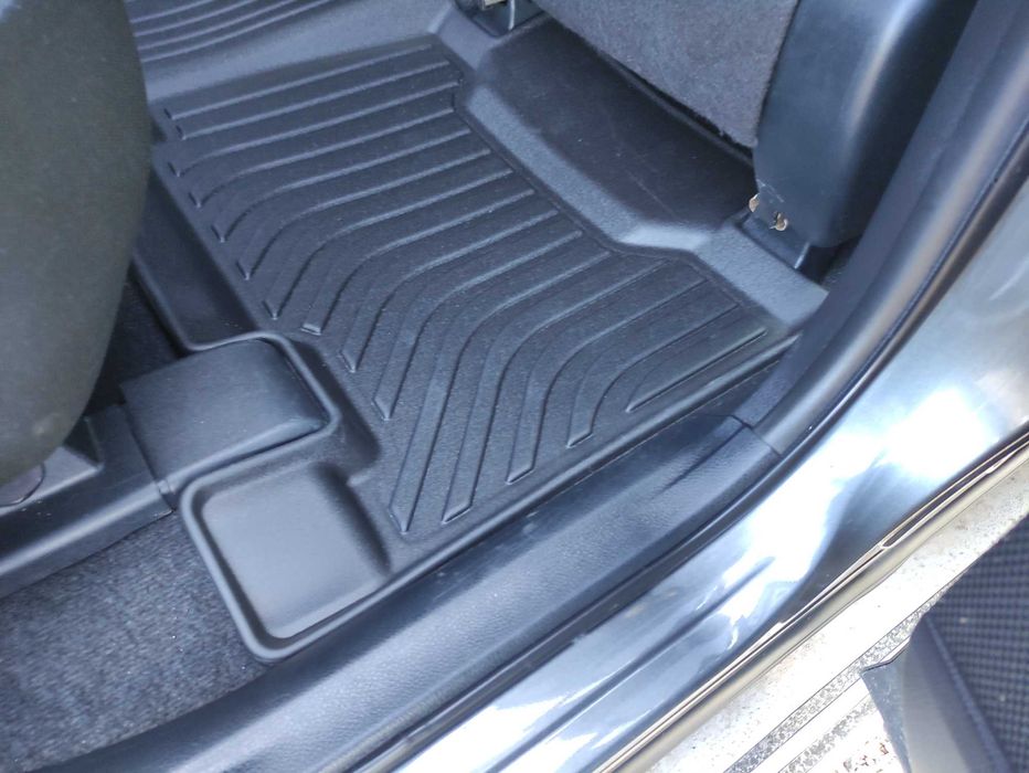 Гумові 3D килимки Toyota Rav-4 коврики Тойоту Рав 4 Тойота рав4 поліки