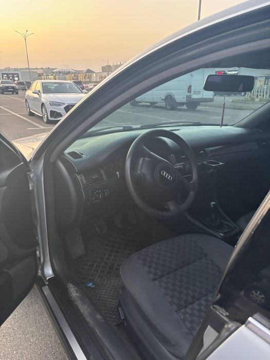 Audi a6c5 / 2.4 / 1998