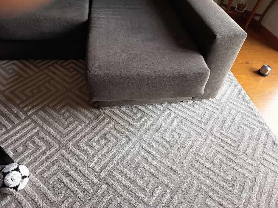 Vendo um sofá em ótimo estado de conservação