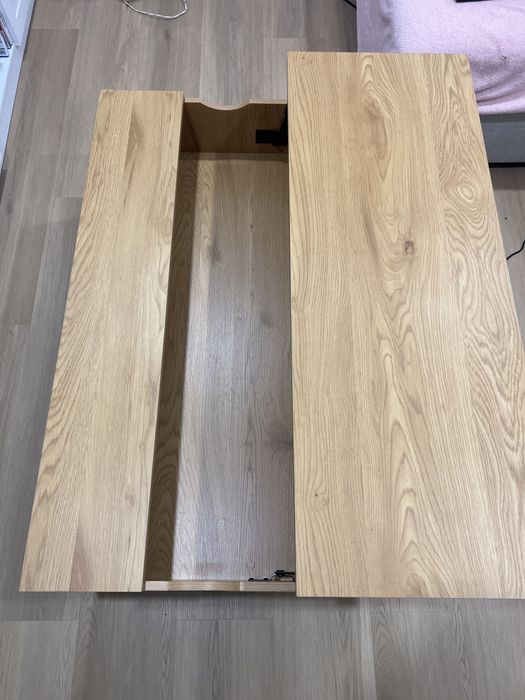 Mesa de sala que da para fazer refeições