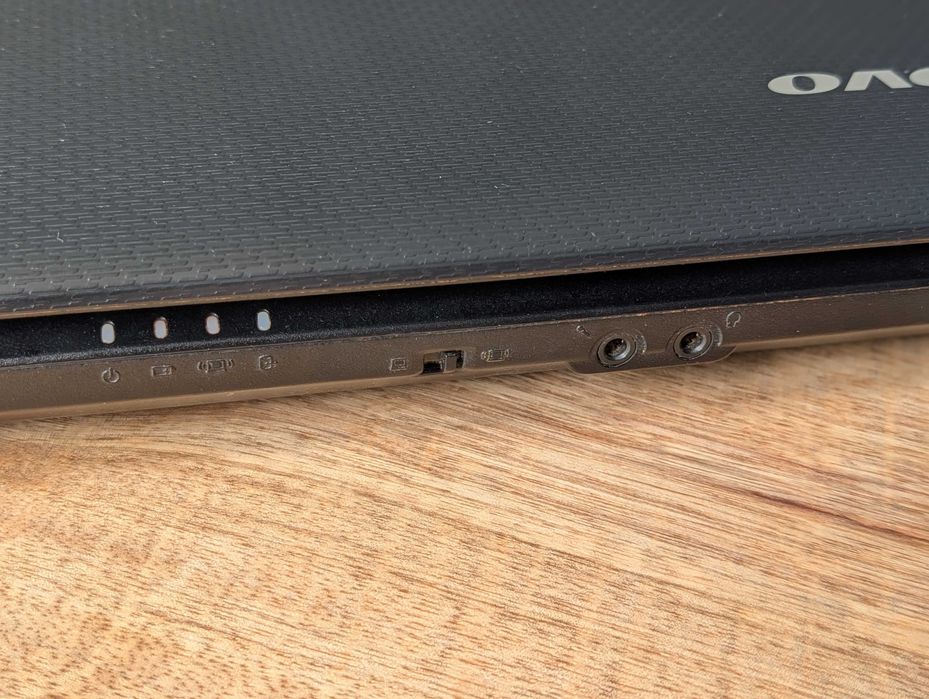 Laptop Lenovo g550 Windows Vista home