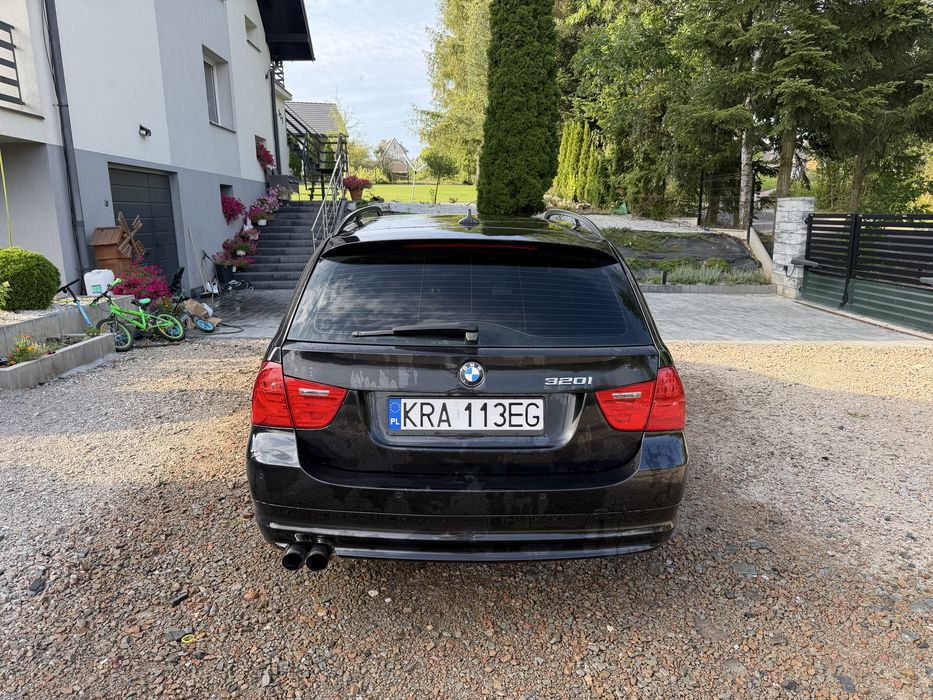 Bmw E91 2.0i 177km