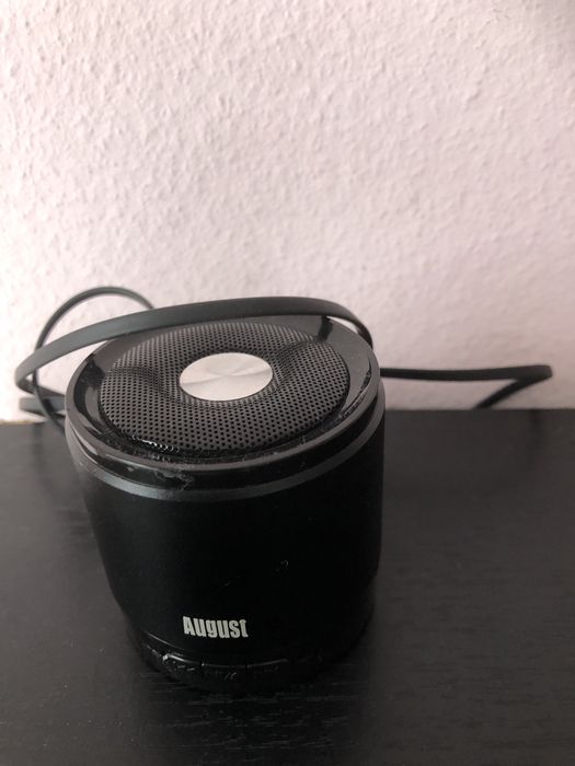 August bluetooth speaker i
