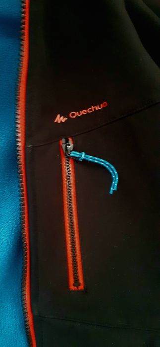 Kurtka bluza z kapturem na wiosne Quechua 140 softshell 146 wiatrówka